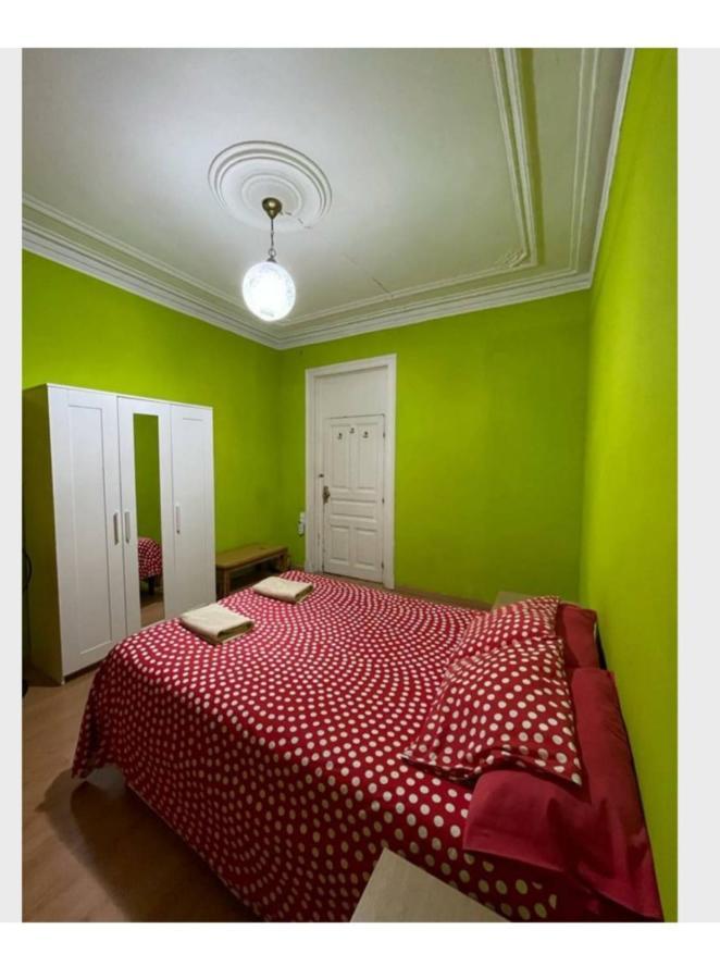 Barcelona Centric Hostel Ngoại thất bức ảnh